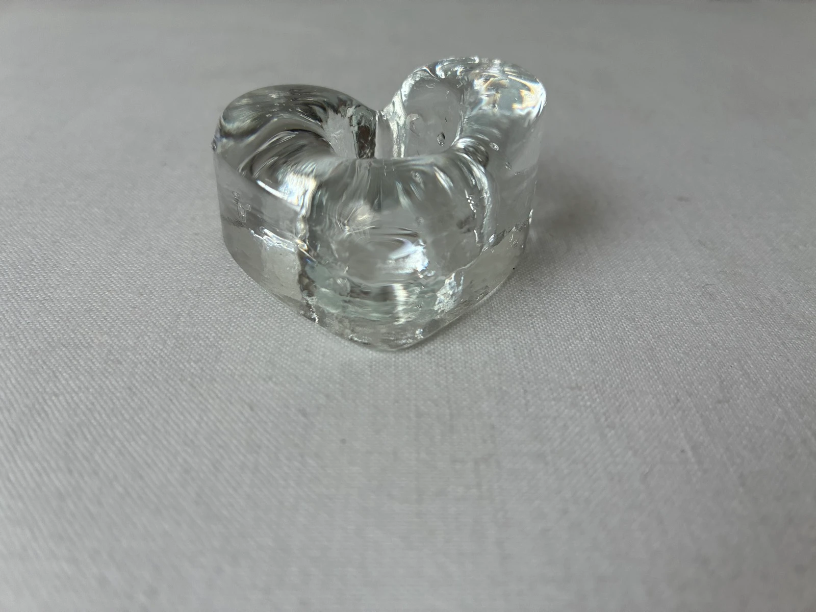 Glass heart-shaped candle holder – photo 2